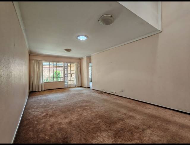 3 BEDROOM TOWNHOUSE FOR SALE IN THREE RIVERS